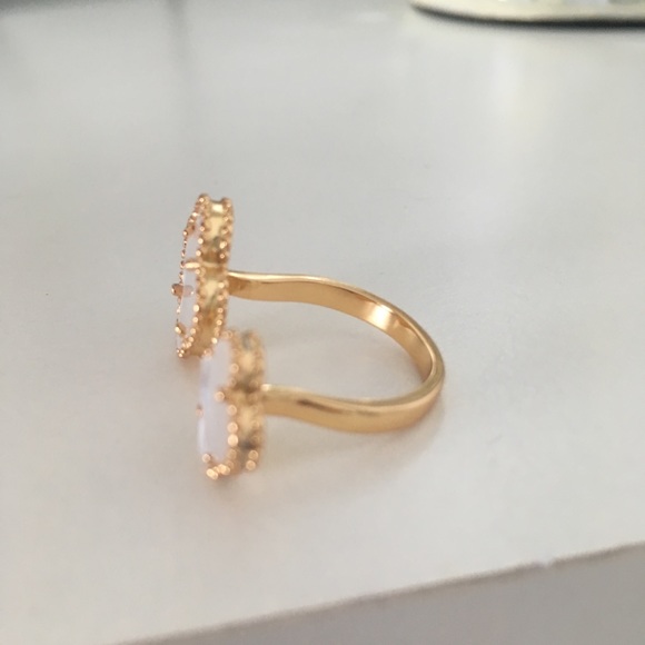 Mother of pearl clover adjustable ring - Picture 4 of 7